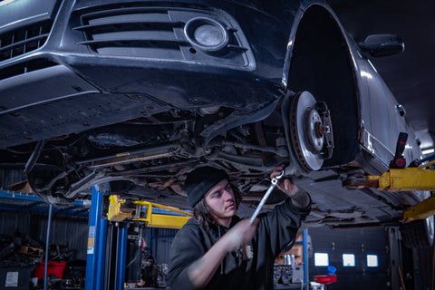 Complete Guide to Suspension Maintenance: Control Arm Replacement for European Vehicles in Quebec